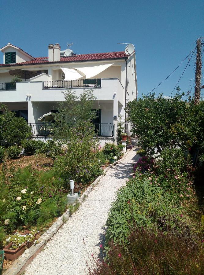 Lux Trogir Apartment Luaran gambar