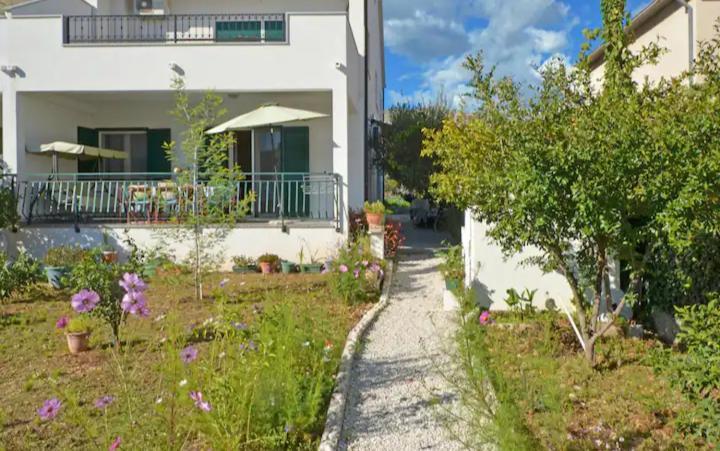 Lux Trogir Apartment Luaran gambar